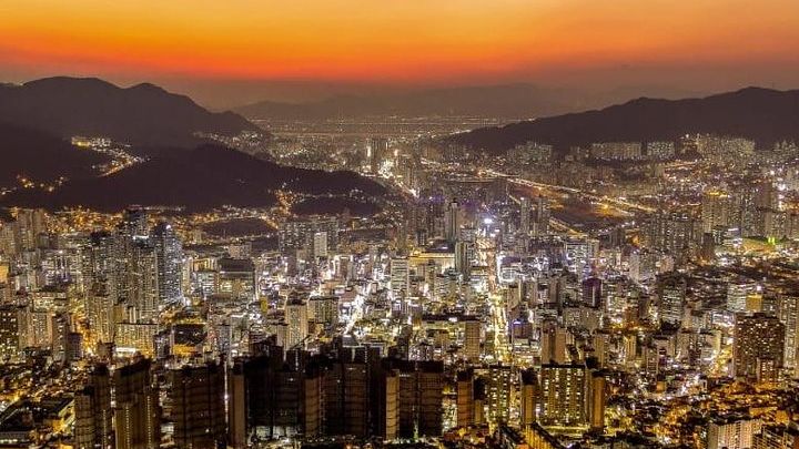Busan & Gwangalli Beach Night Coach Tour