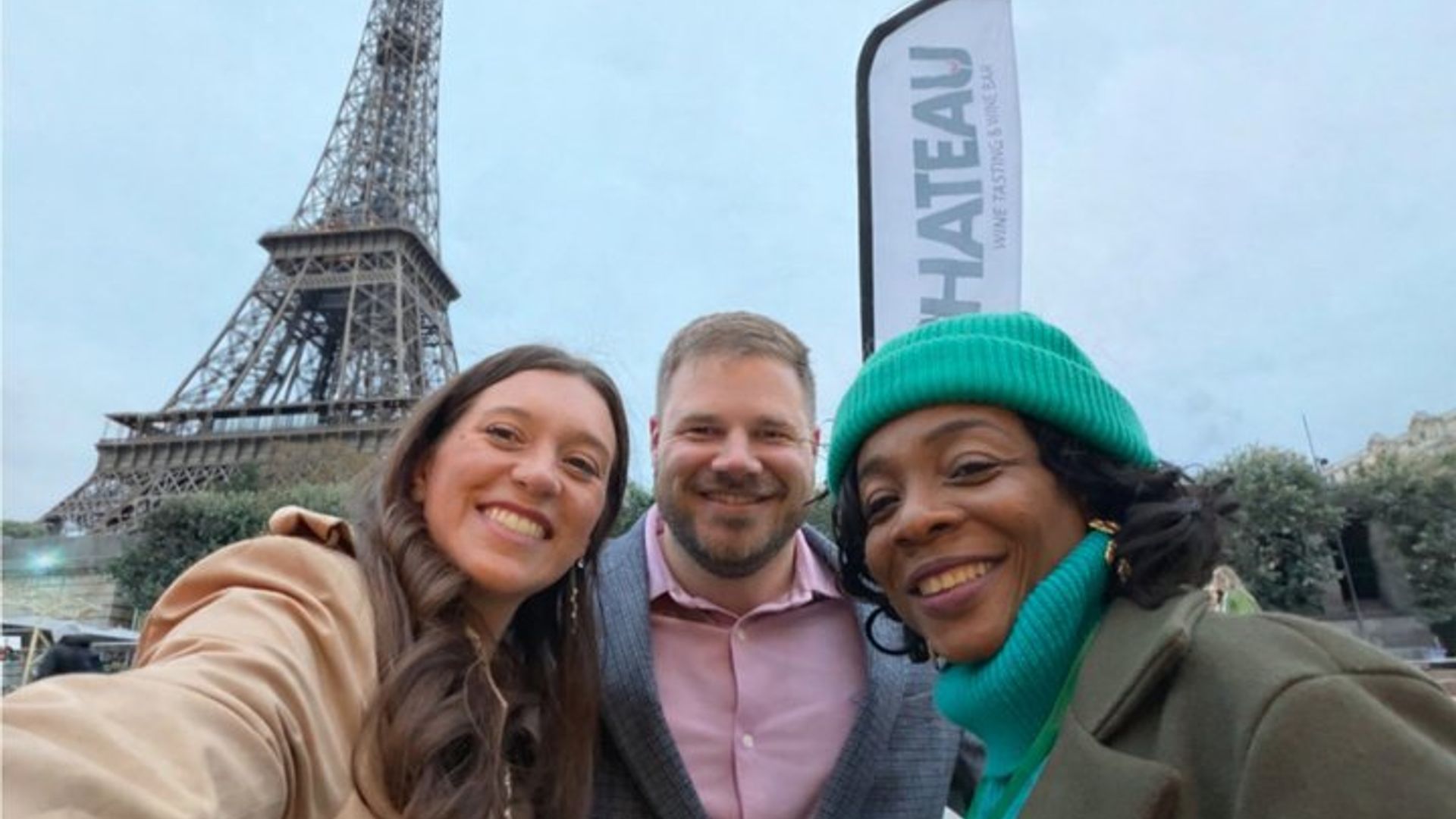 Paris: Eiffel Tower, Seine Cruise, and Louvre Tour With Lunch