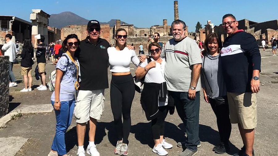 Pompeii Small-Group Skip-the-Line Tour With Archaeologist