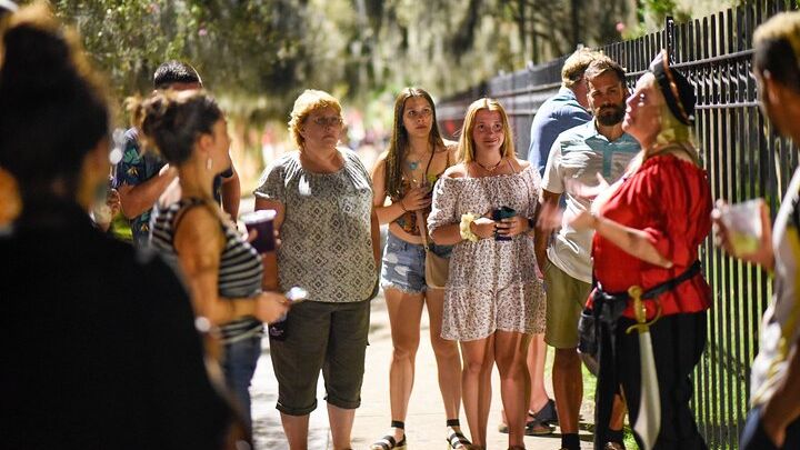 Savannah Ghost and Pub Walking Tour