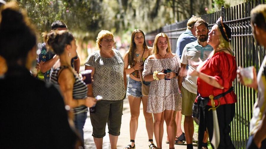 Savannah Ghost and Pub Walking Tour
