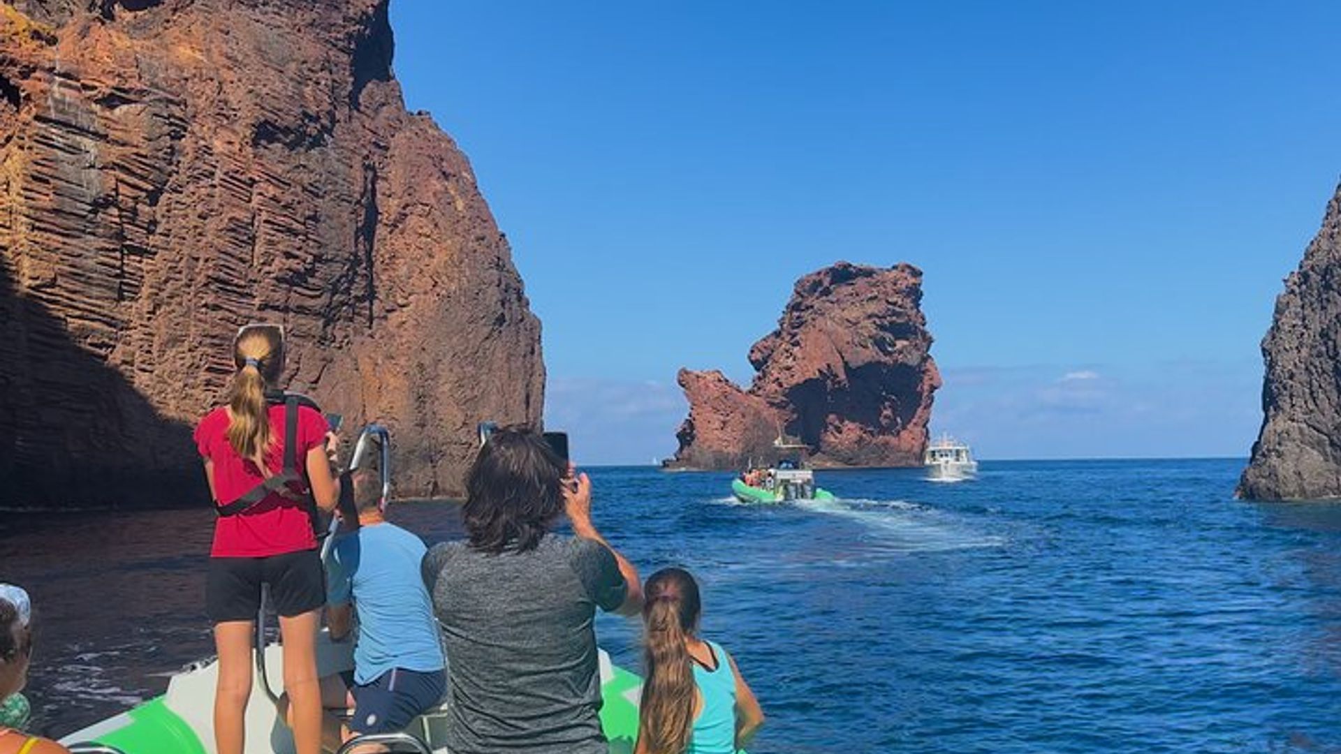 Excursion from L'ILE Rousse to Scandola and Girolata