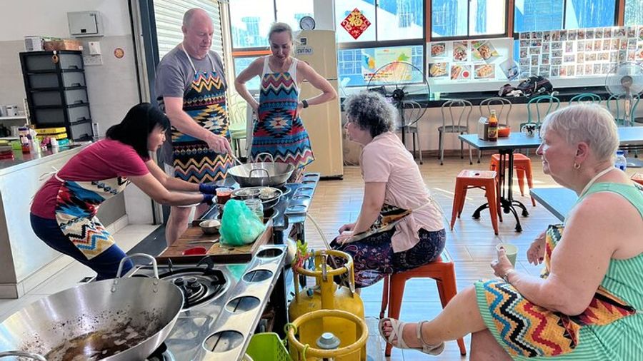 Penang Cooking Class by Penang Chiak and Morning Market Tour