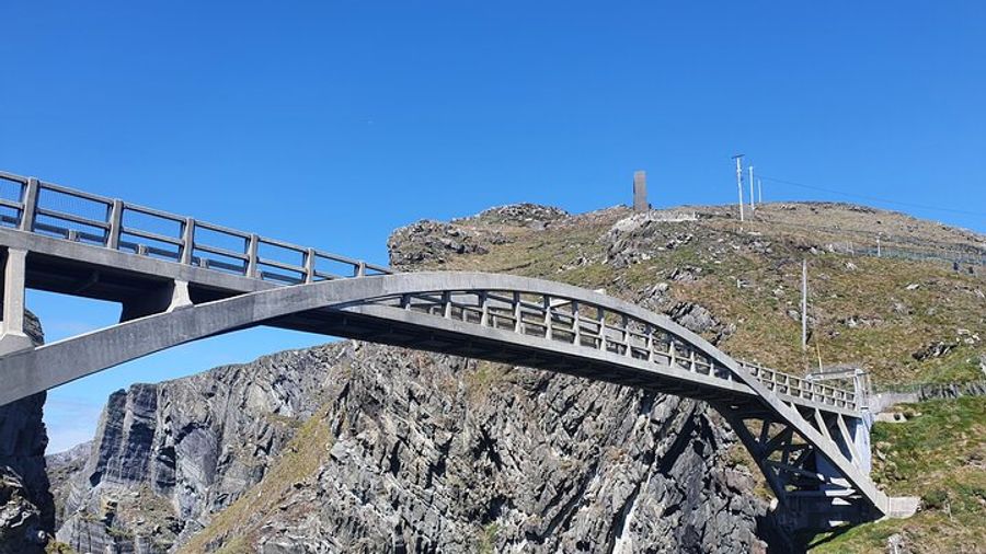 West Cork & Mizen Head Guided Day Tour from Cork
