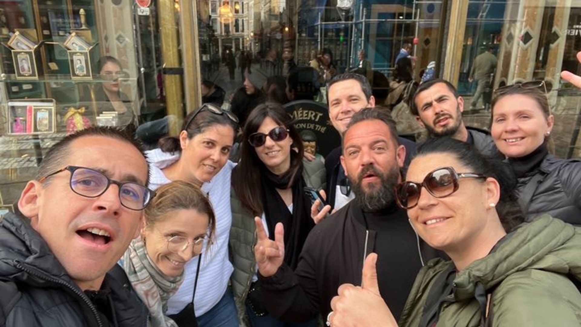 Lille Mobile Scavenger Hunt y City Highlights Walking Tour