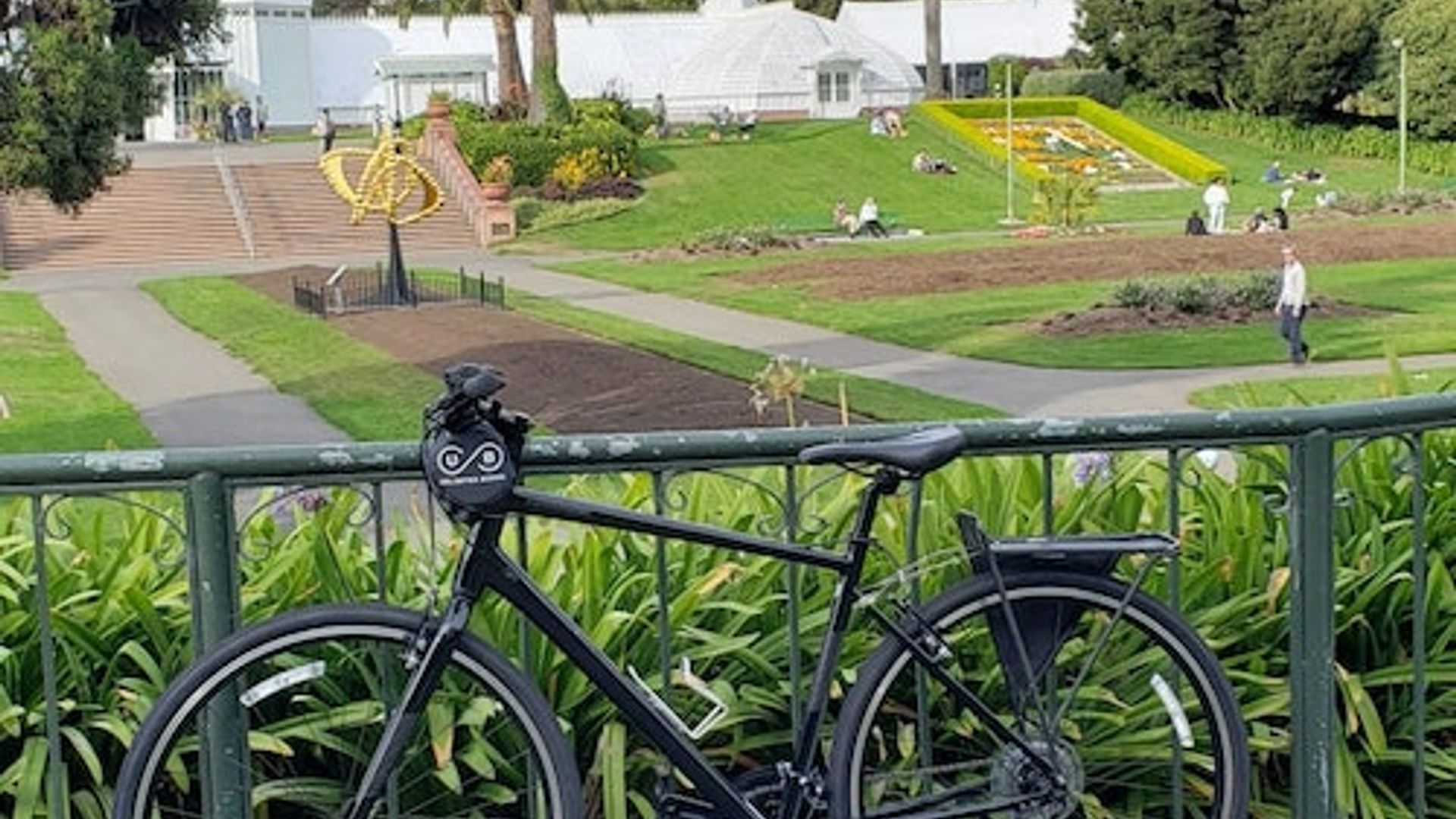 San Francisco: Golden Gate Park 2-Hr Bike Tour image 3