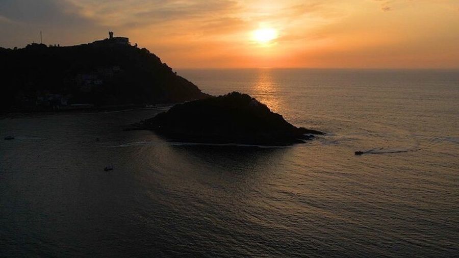 San Sebastian Small-Group Cruise: Morning, Afternoon, Sunset
