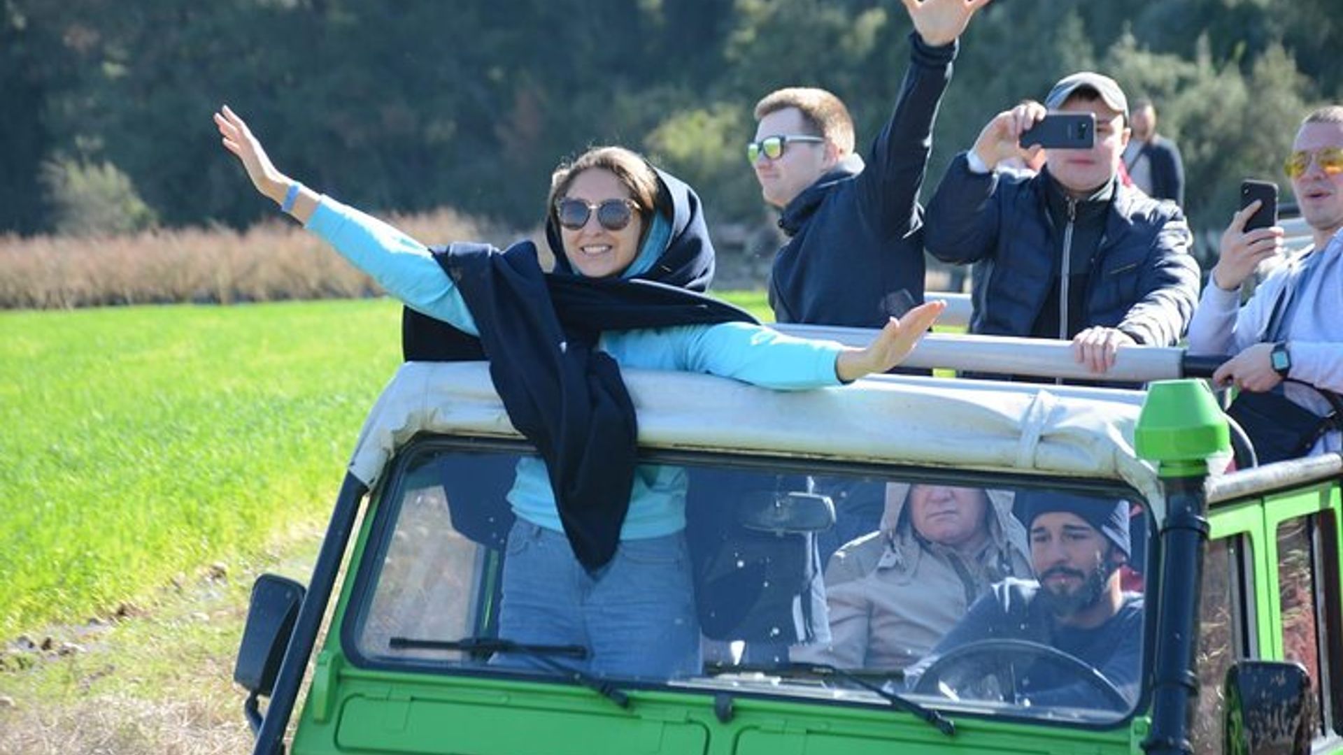 Antalya und Ucansu-Wasserfälle auf ganztägiger Jeep-Safari mit Mittagessen