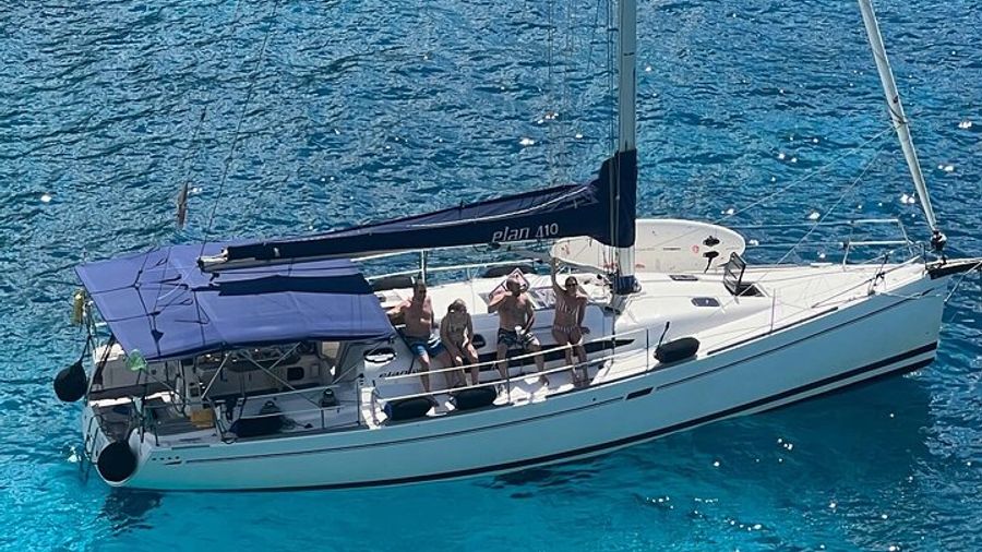 Camino Blue Lagoon Private Sailboat Charter
