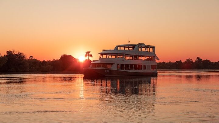 Victoria Falls Zambezi Sunset Cruise with Drinks, Appetizers
