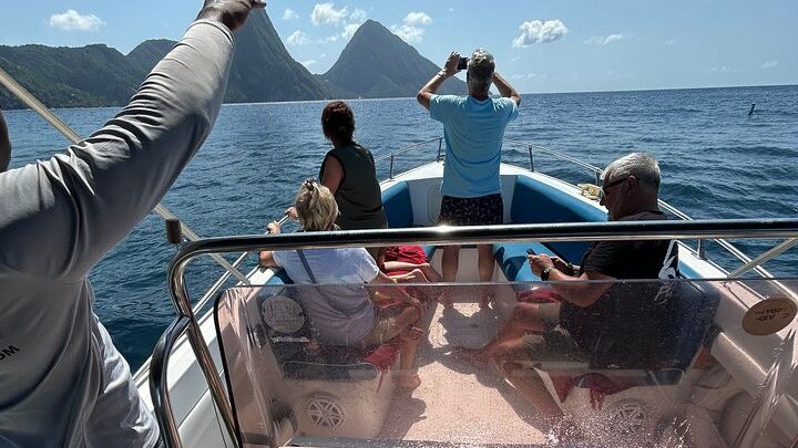St. Lucia: West Coast Private Boat Tour With Drinks