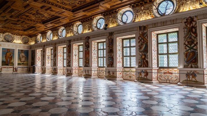 Ambras Castle in Innsbruck Skip-the-Line Entrance Ticket