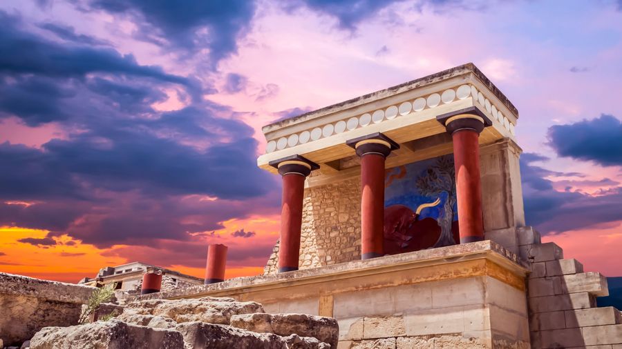 Knossos Palace & Heraklion Tour