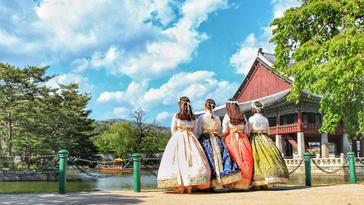 Full-day Customizable Private Seoul Highlight Tour