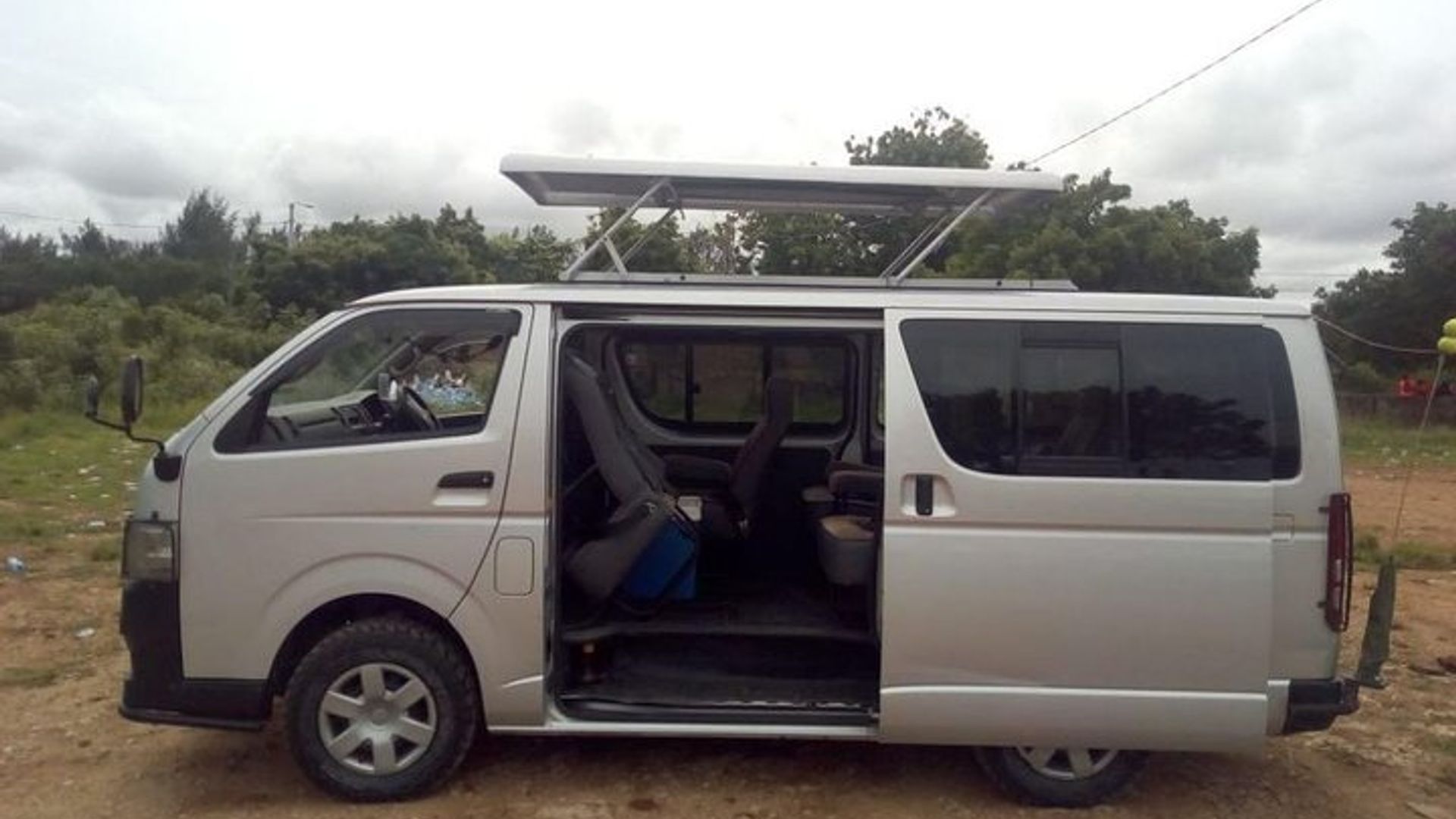 Kenya: Aeropuerto Internacional de Moi a Diani Beach Taxi Privado