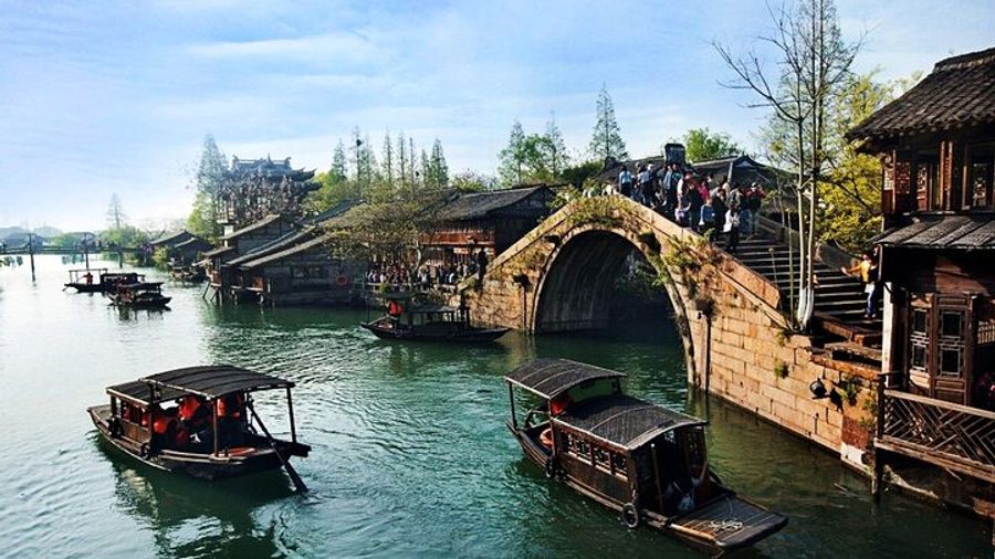 1/2 Day Tour from Shanghai to Zhujiajiao Water Town with Boat