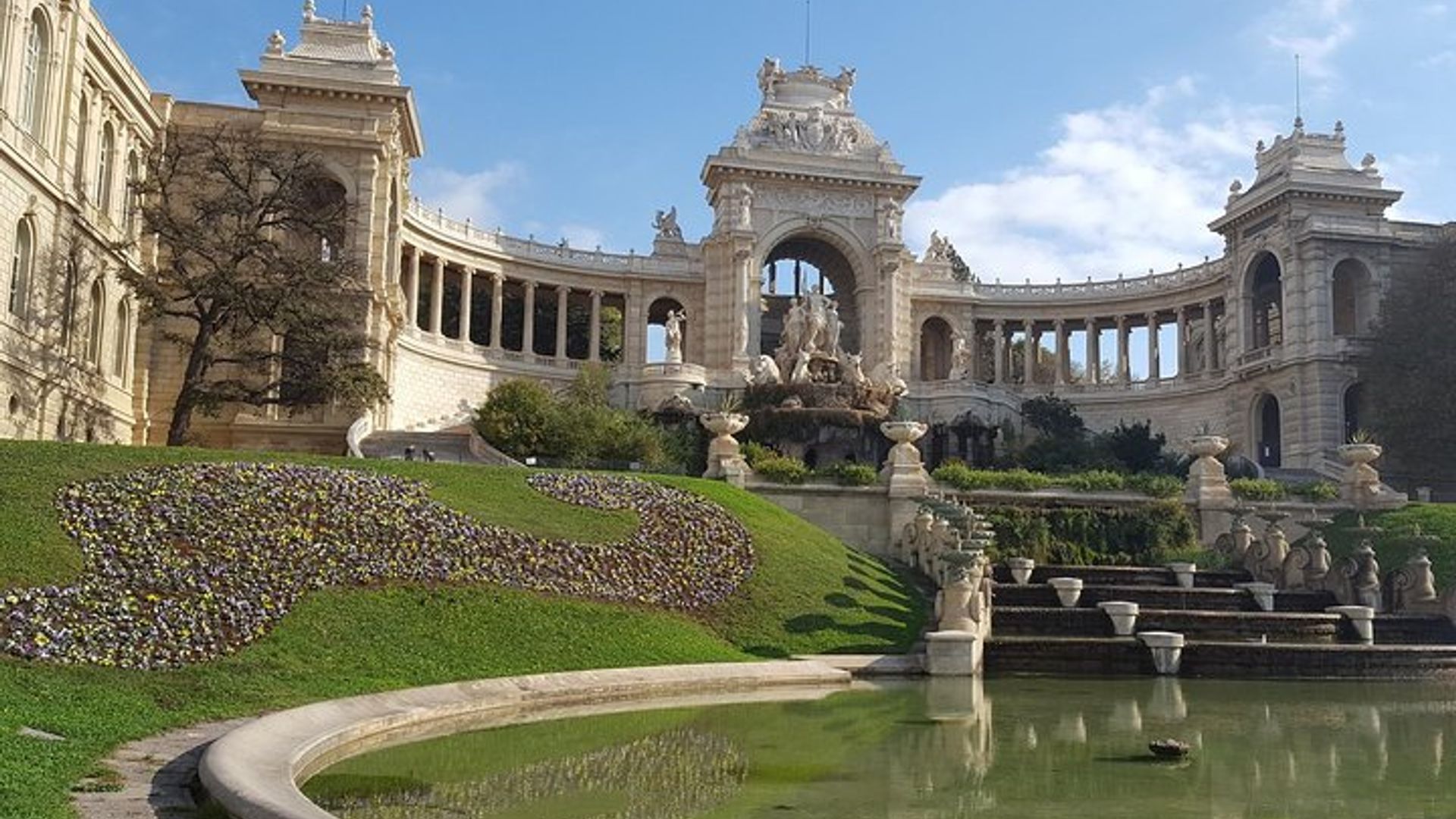 Private Marseille City tour and Private transfer to Any adress in Marseille includ the Airport