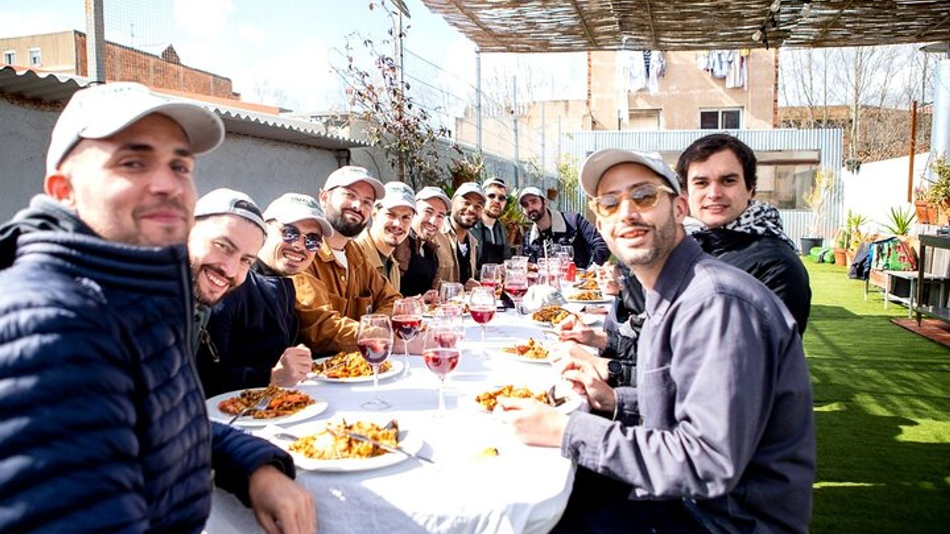 Barcelona: Private Paella Cooking Class on Rooftop With Drinks