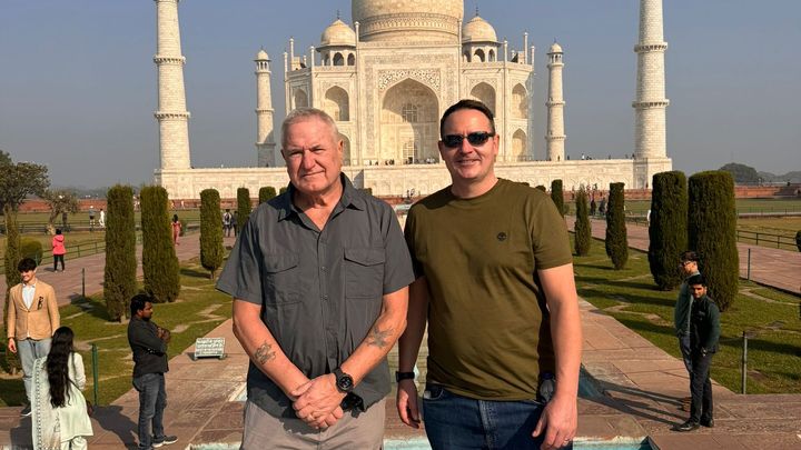 Day trip to Agra. Taj Mahal by Superfast Train