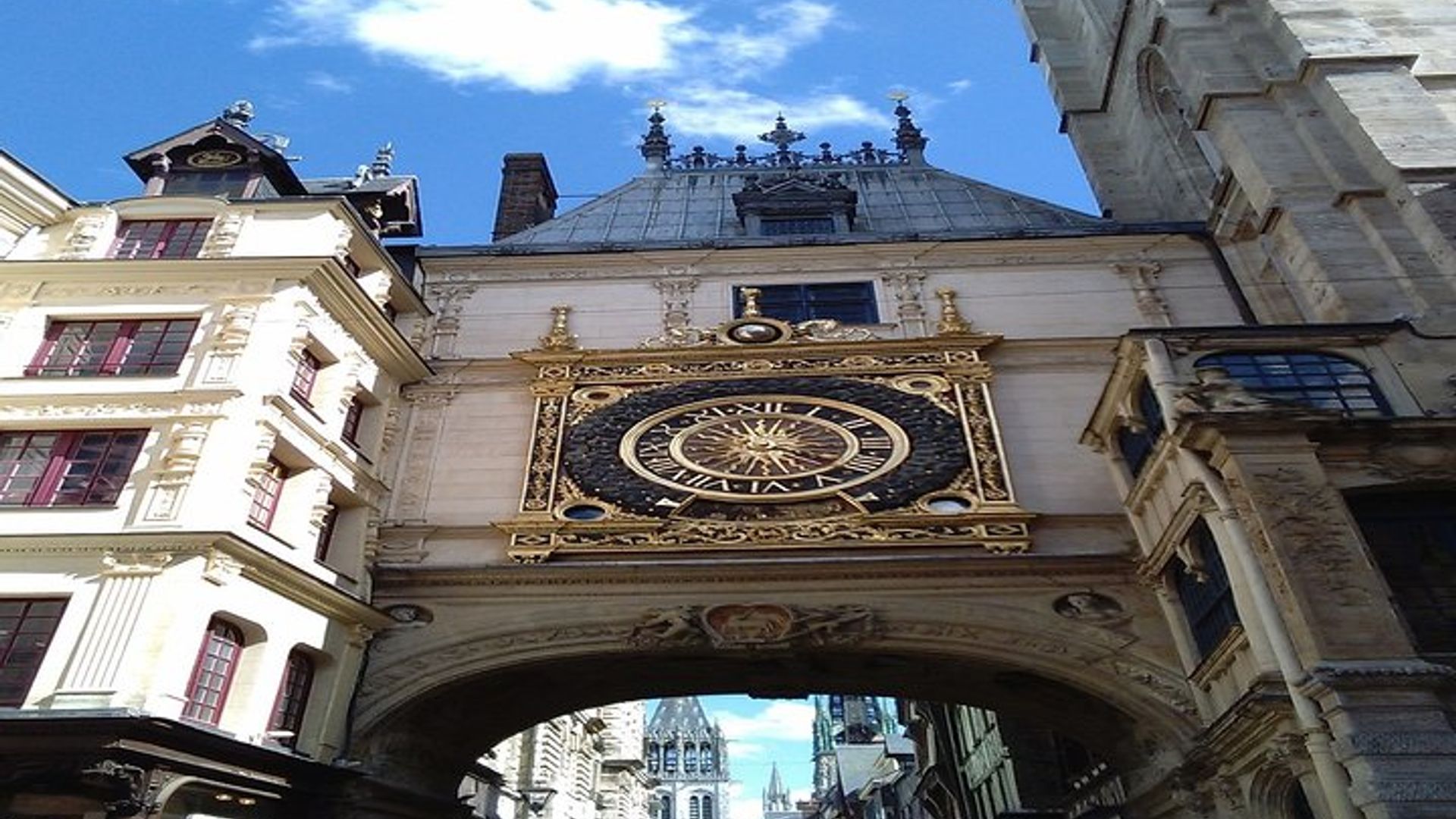 Private Tour: Rouen, Bayeux, and Falaise Day Trip from Rouen