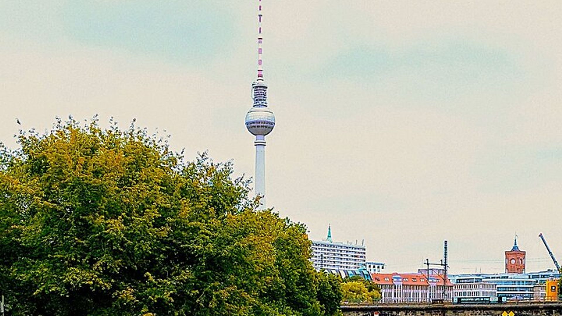 Rickshaw Tour-Cruise Ship guests arrive 9.30 upto 11.30 am Berlin