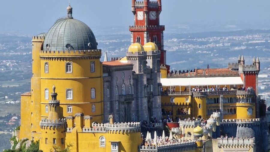 Sintra, Roca Cape, Cascais Private Full-Day Tour From Lisbon
