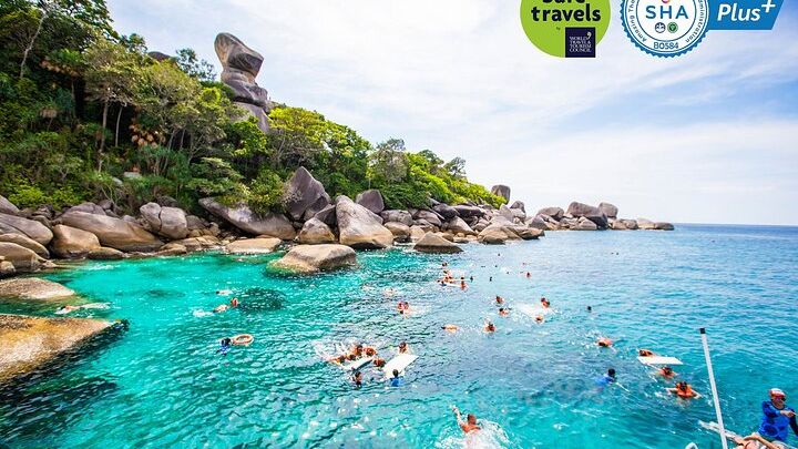 Highlights of the Similan Islands: Snorkeling Tour from Phuket