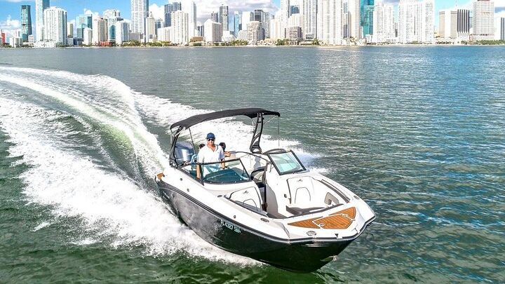 Miami Private Boat Experience With Captain