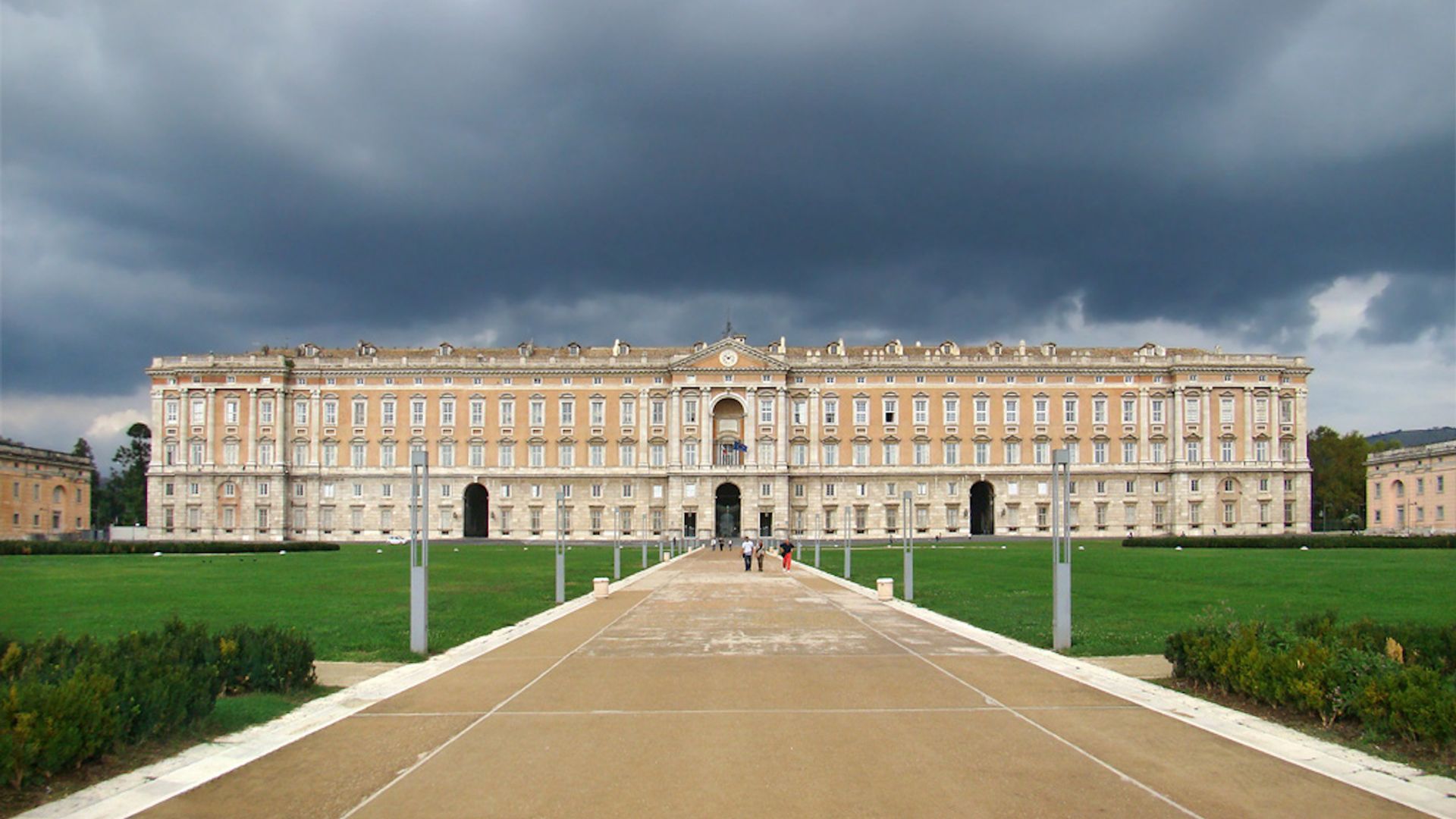 Royal Palace of Caserta: Skip The Line Ticket + Guided Tour