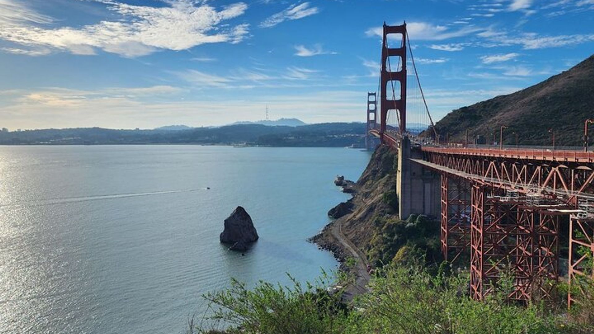 Alcatraz with Muir Woods and Sausalito Tour image 3