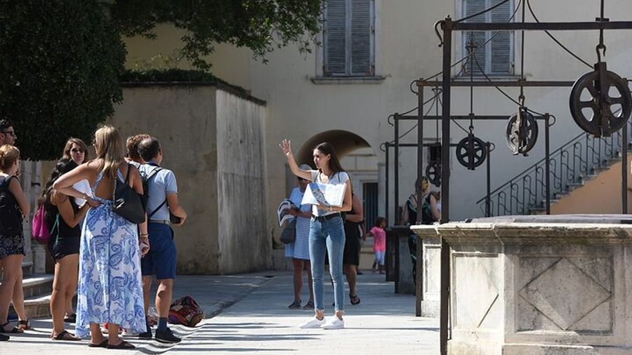 Zadar Guided Sightseeing Tour with St. Anastasia Admission