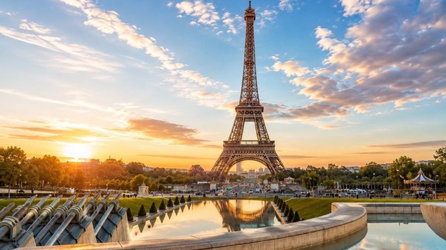 Le Havre to Paris with Boat Cruise & Lunch for First Time Visitor