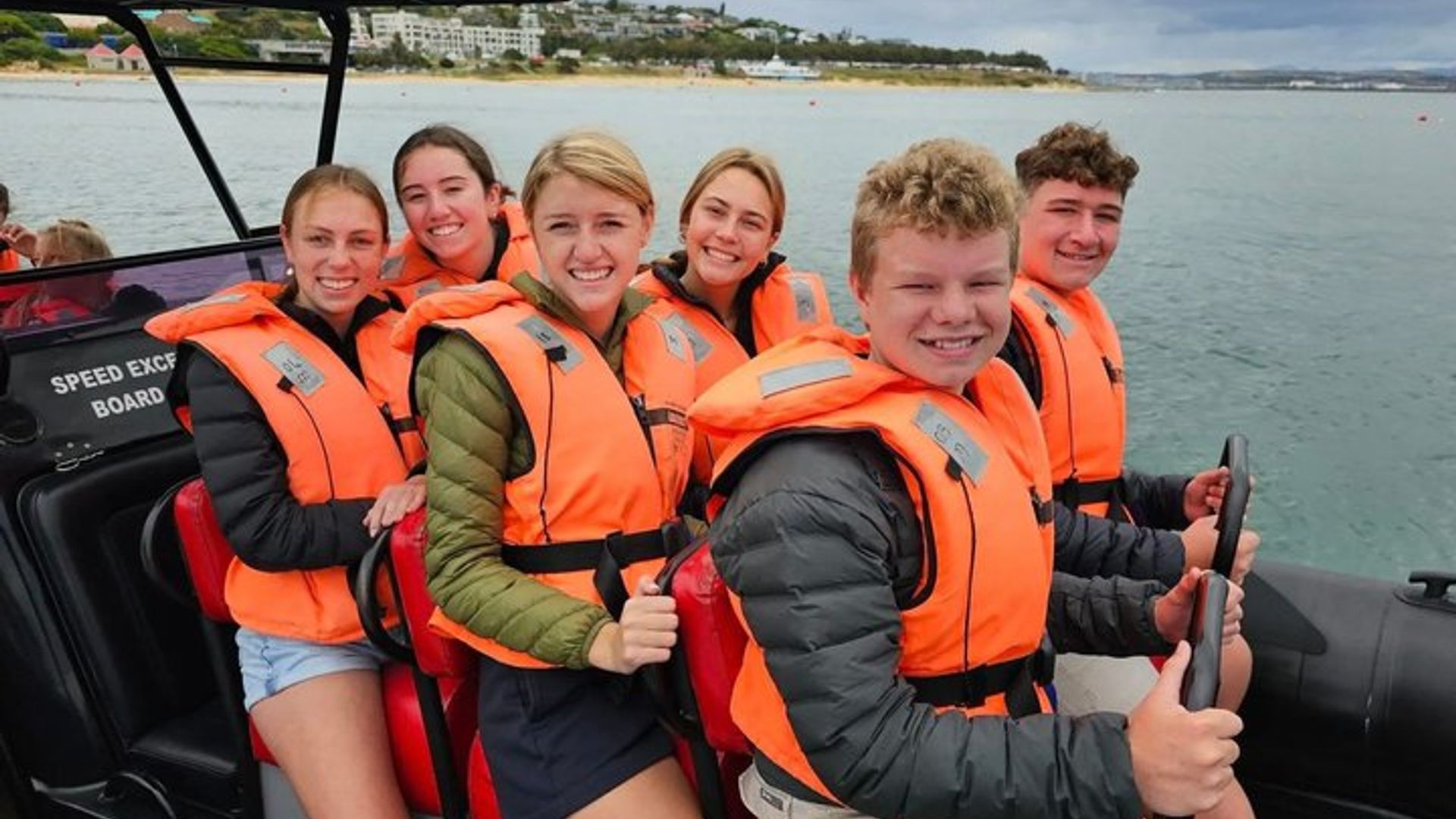 Une expérience en jet boat à Mossel Bay