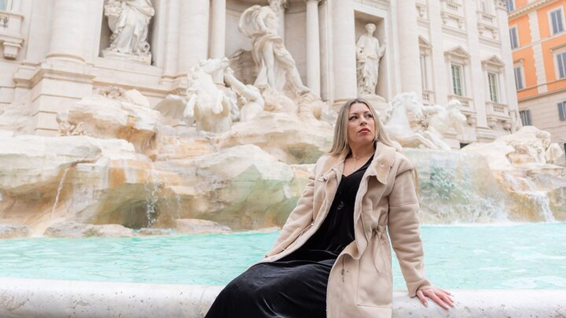 Rome Private Trevi Fountain Photoshoot Perfect for Proposals
