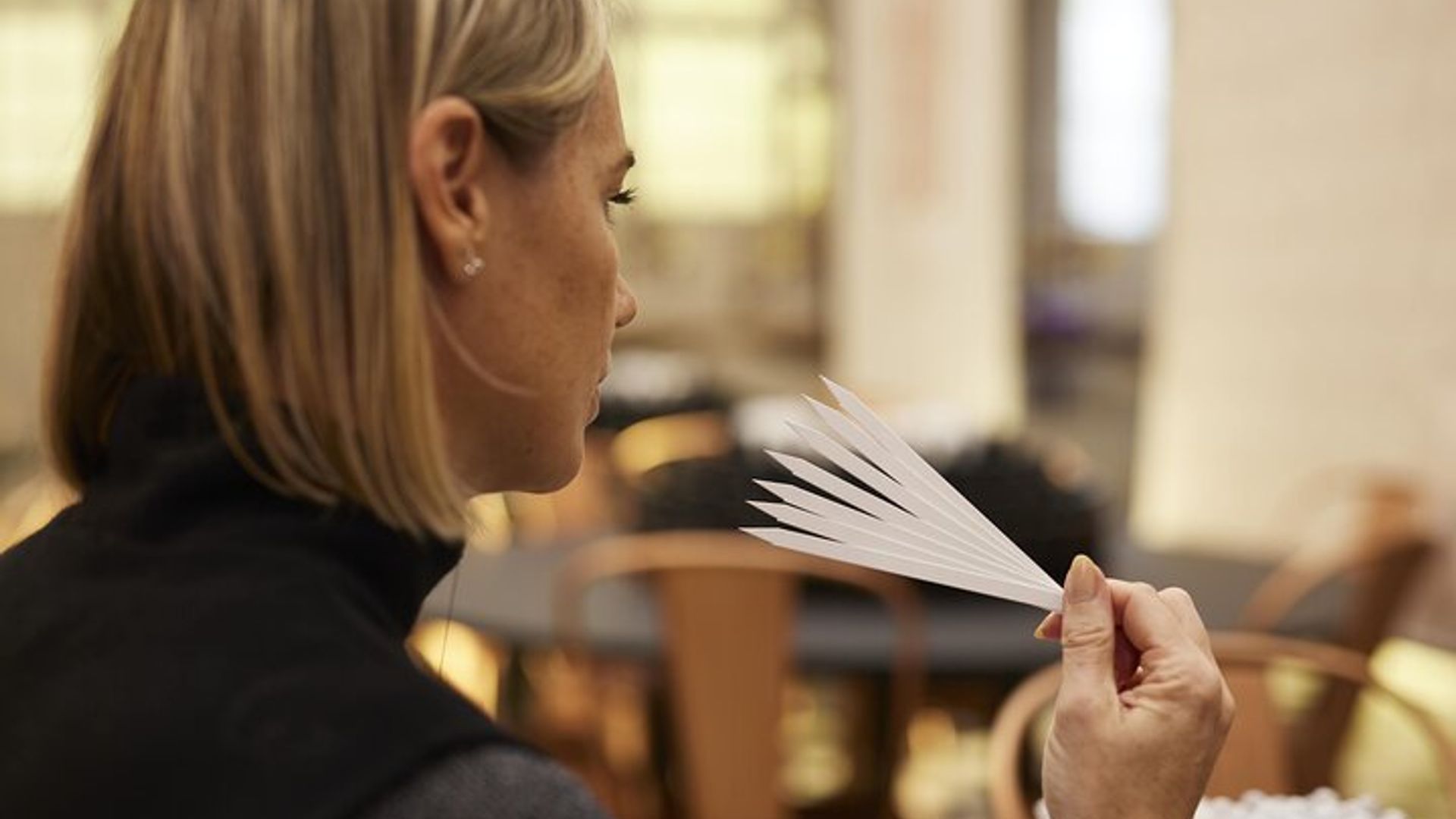 Schöne Molinard Parfümerie : Machen Sie Ihre eigene Parfüm Gruppe Workshop