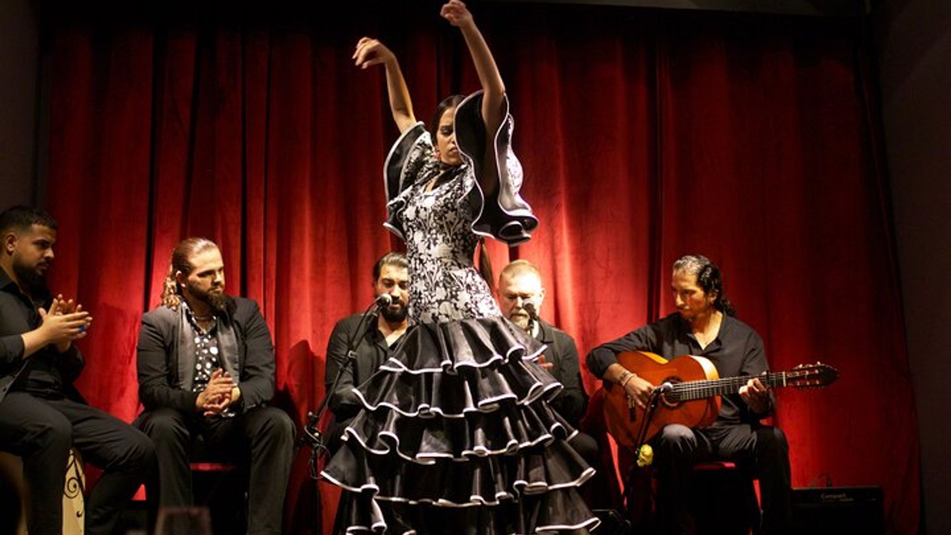Authentic Flamenco Show Barcelona : Intimate Casa Sors Experience