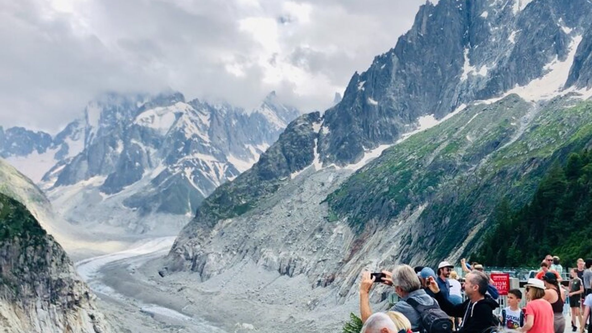 Excursion d'une journée à Genève vers le glacier du Mont Blanc et son sommet à 3860 m