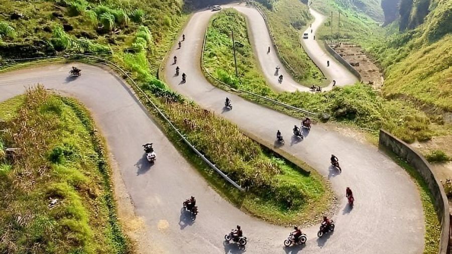 Ha Giang Loop 3-Day Small Group Tour from Hanoi With Motorbike