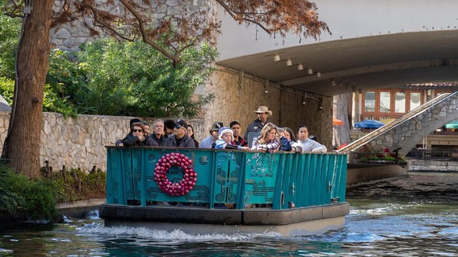 San Antonio Riverwalk Tour with Cruise