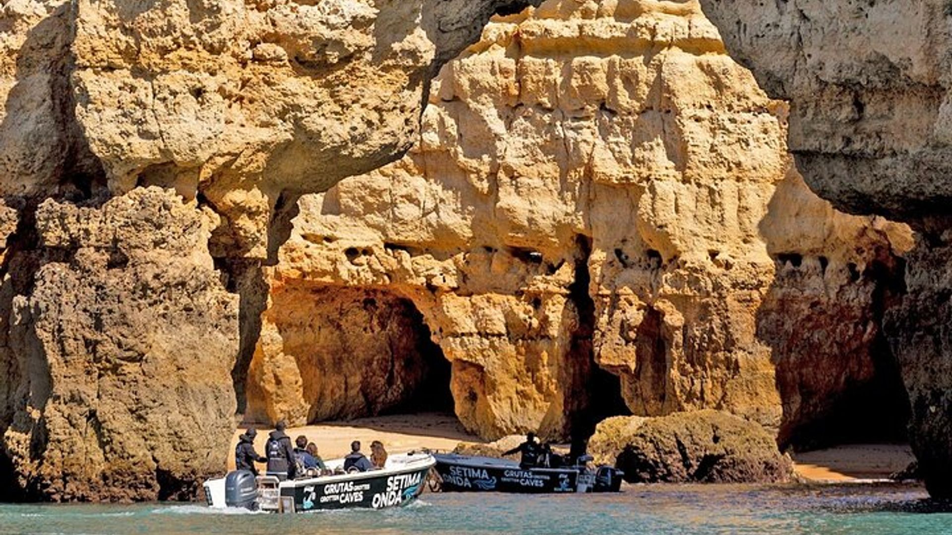 Visite des grottes de Benagil au départ d'Armação de Pêra