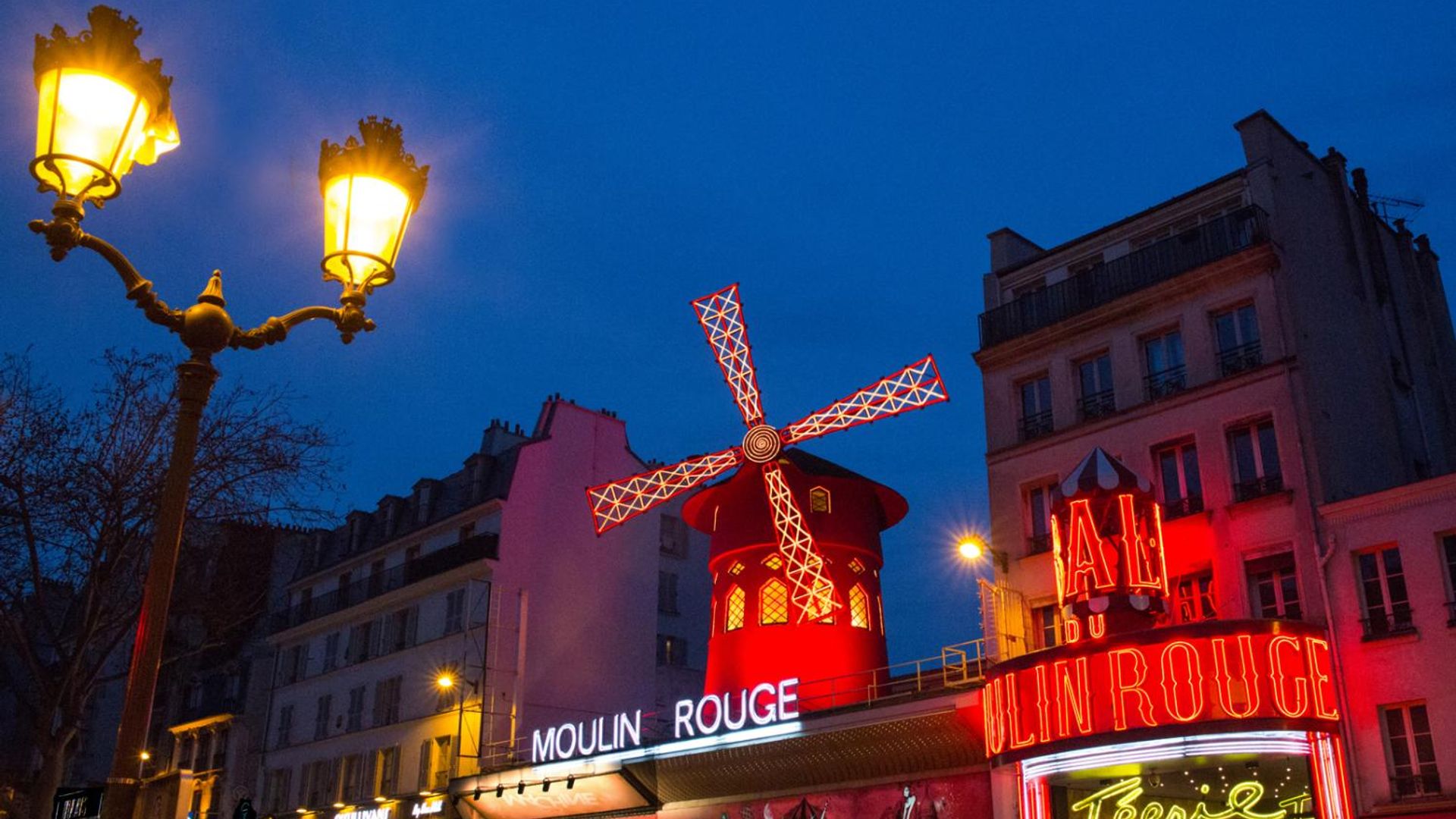 Paris: Dinner at the Eiffel Tower, Cruise, Moulin Rouge