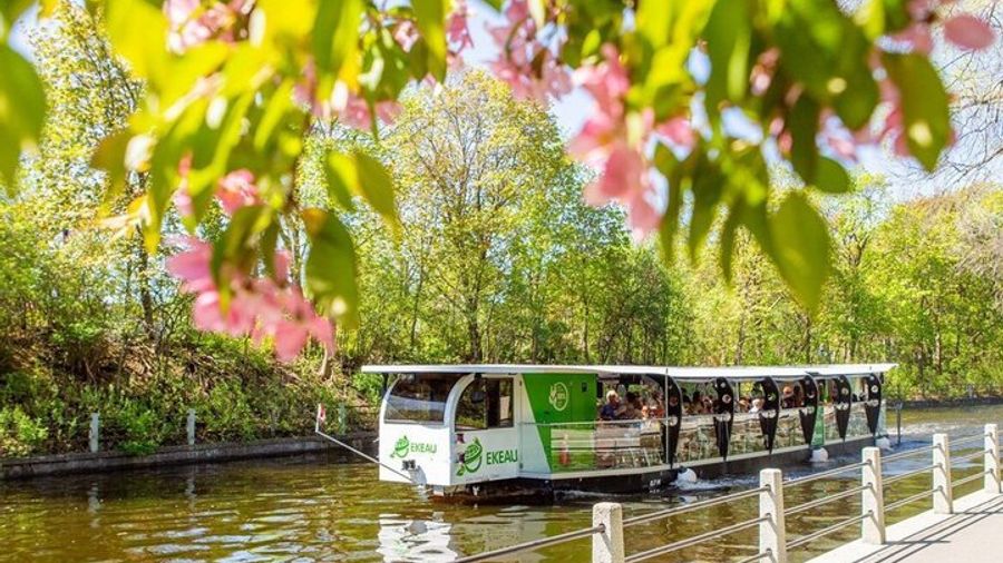 Best of Ottawa Small Group Tour with Rideau Canal Cruise