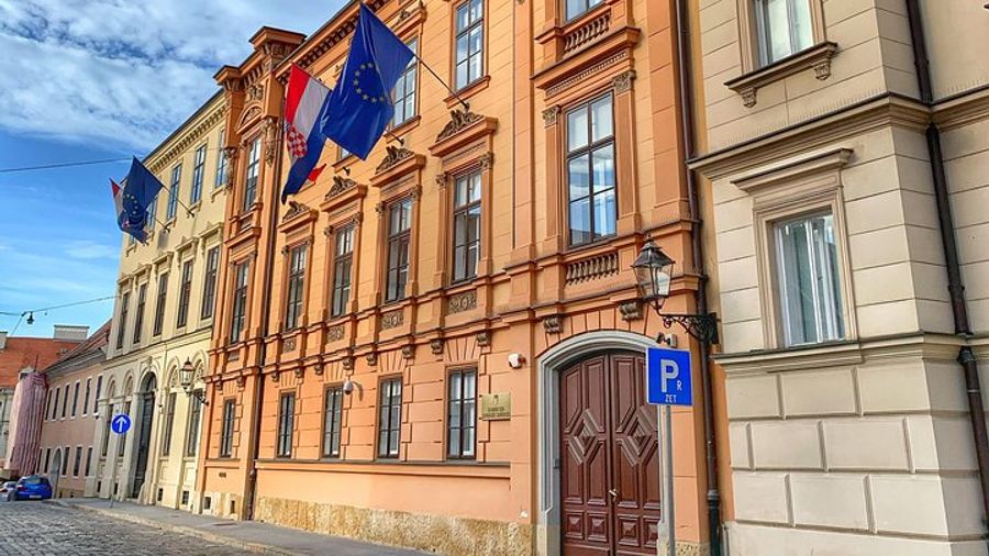 Zagreb Small-Group Walking Tour With Funicular Ride