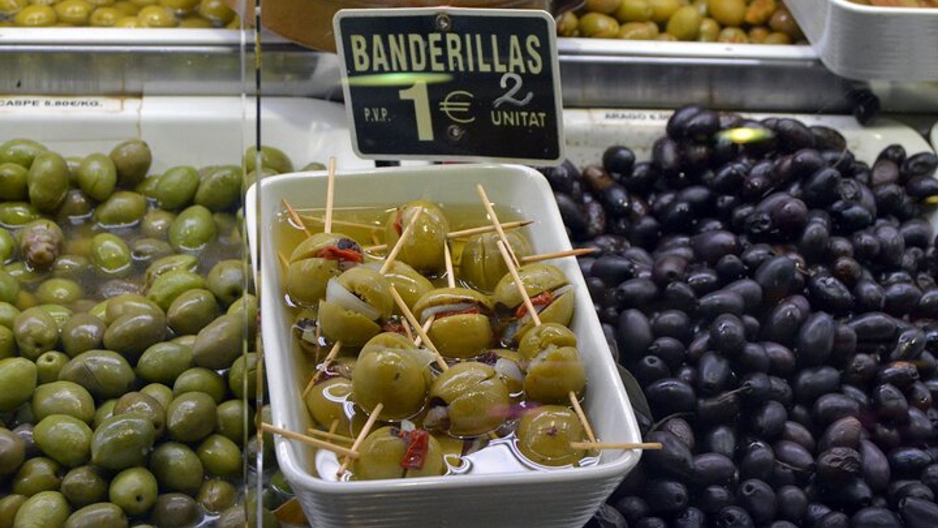 Barcelona: Sants Food and Drink Small-Group Tour