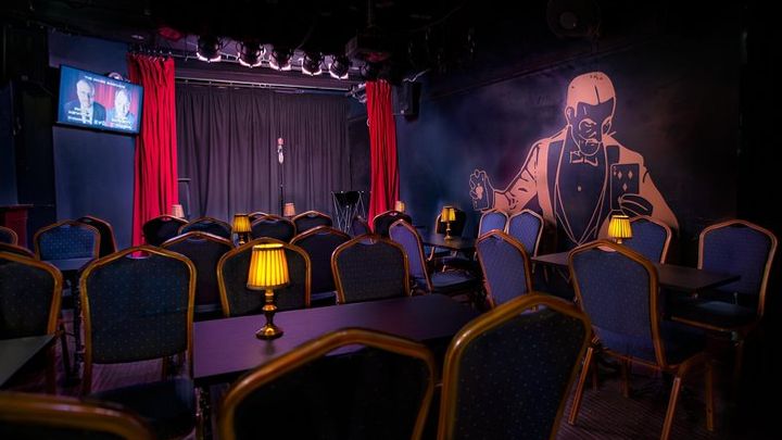 Bristol Comedy Magic Show with Pizza and Prosecco