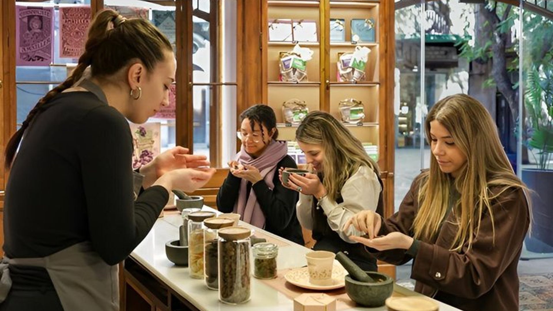 El Born Dragon Hunt and Chocolate Workshop