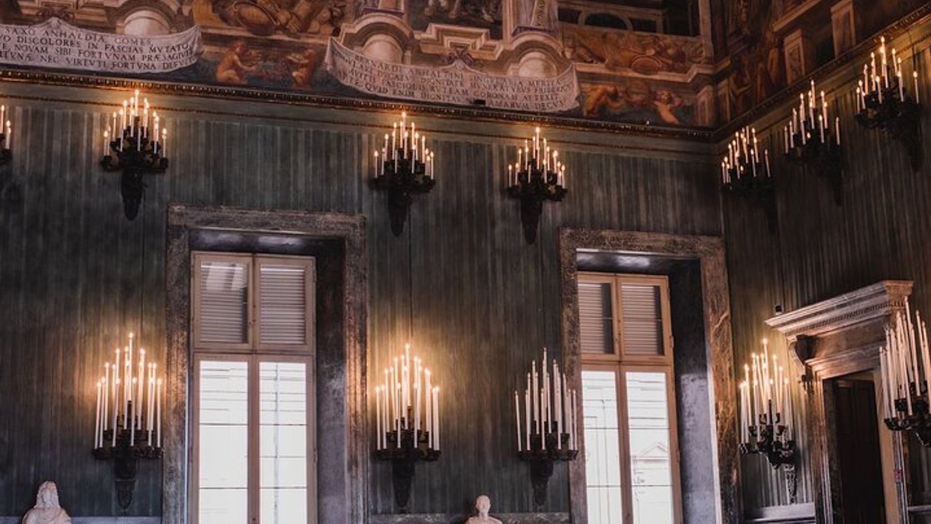 Turin Royal Palace Skip-the-line Small-Group Tour