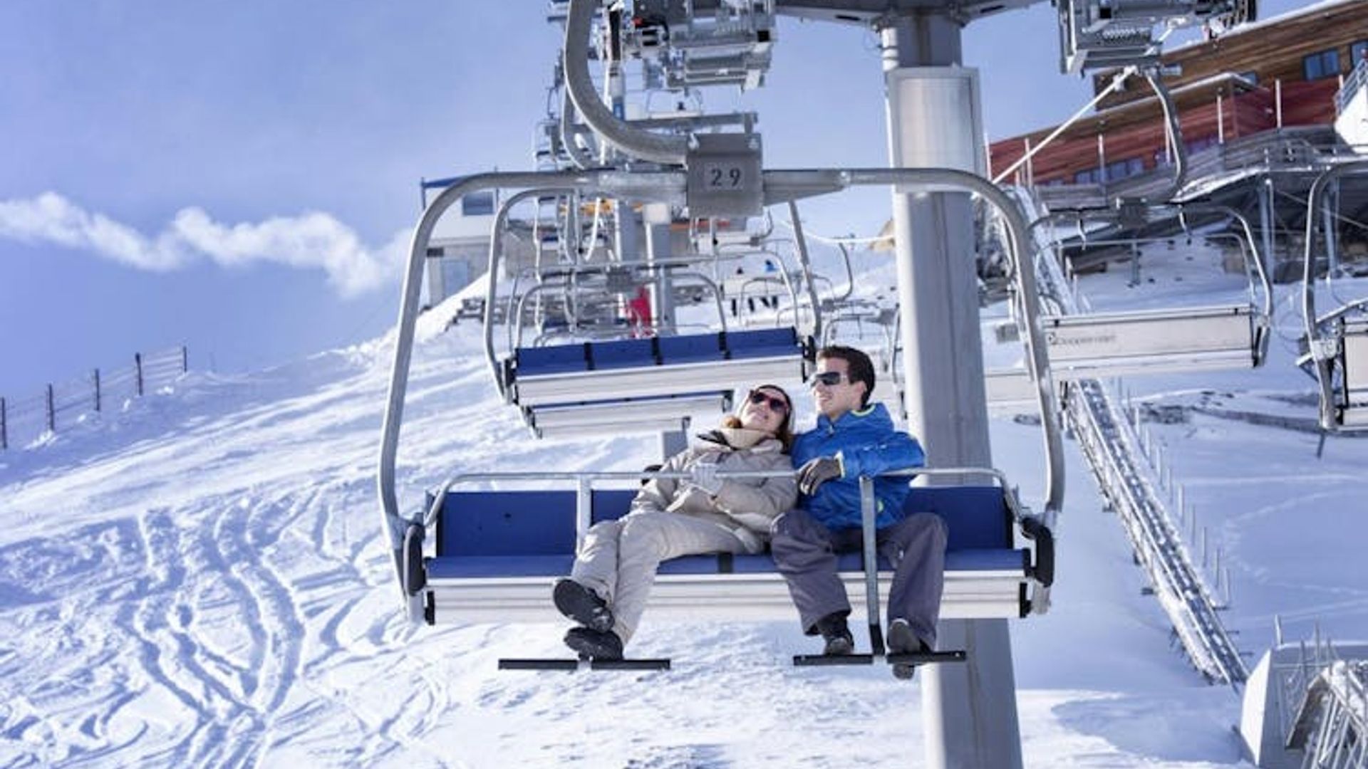 Full-day tour to Glacier 3000 and Montreux from Geneva