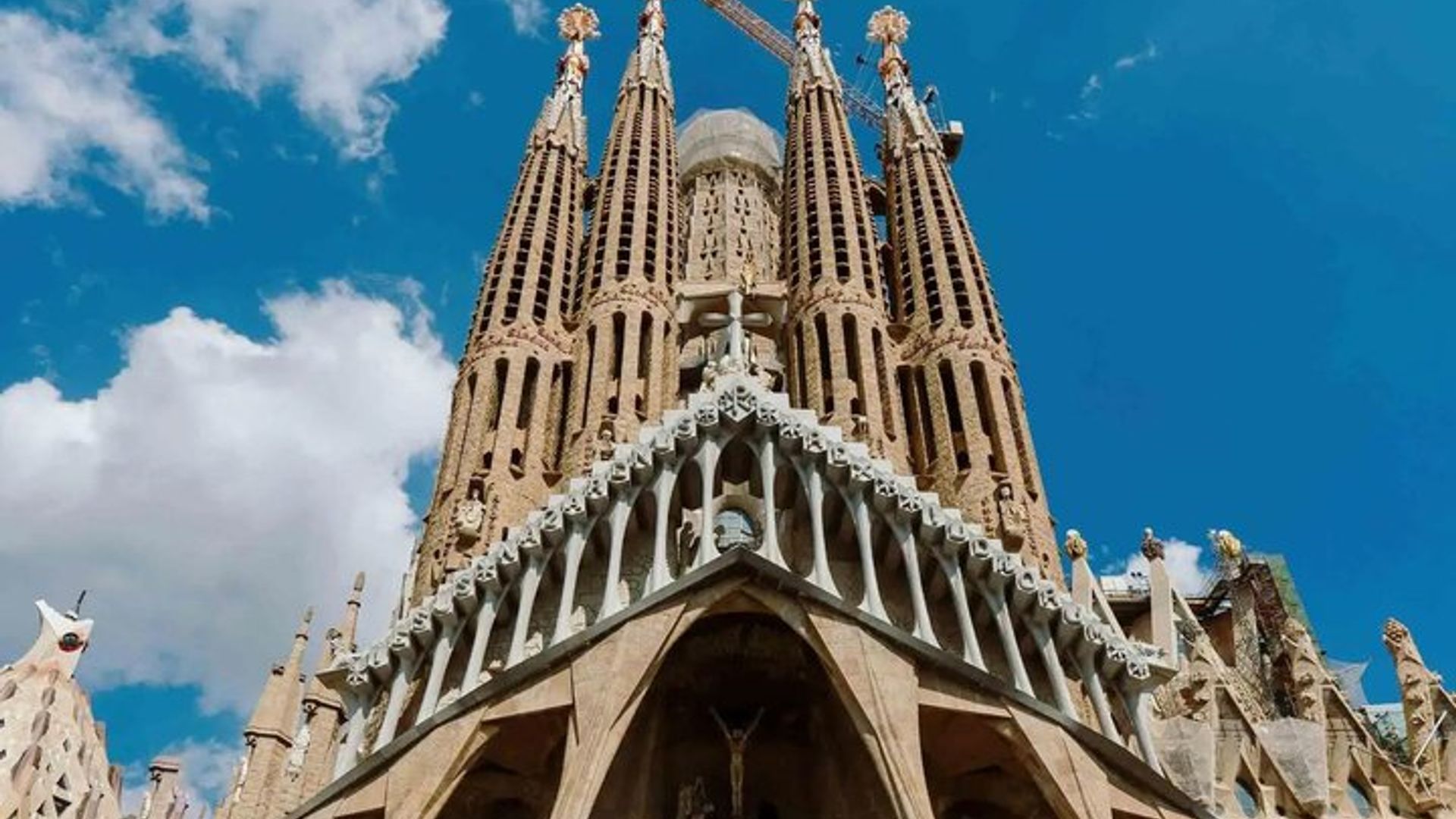Private Tour in Barcelona Sagrada Familia with Tickets