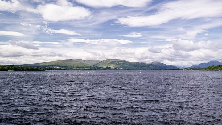 Stirling Castle, Loch Lomond Small Group Tour from Edinburgh